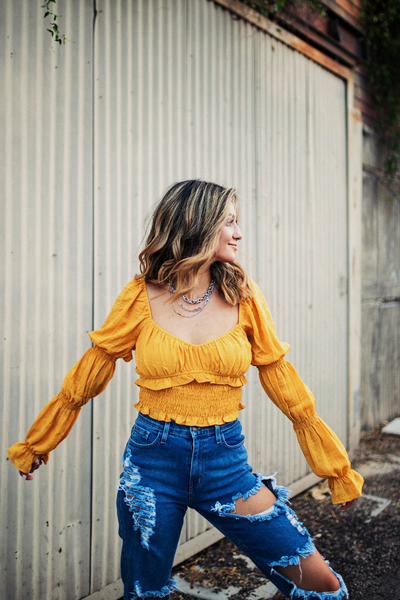 RUFFLE ME UP MUSTARD TOP - cedes